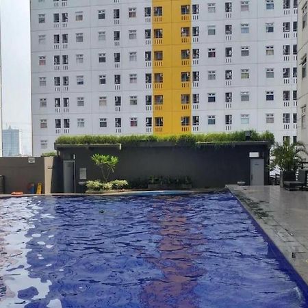 Apartment Green Pramuka Tower Chrysant Jakarta Buitenkant foto